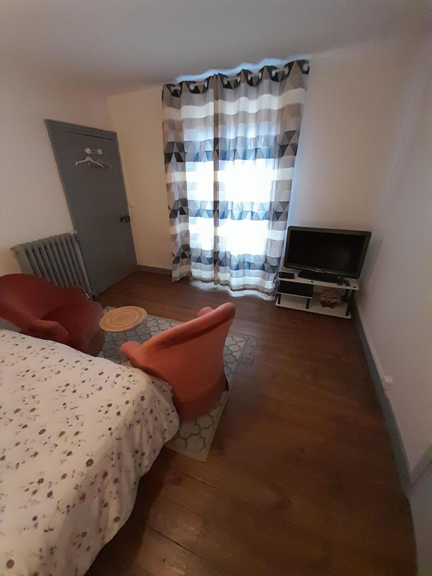 ティエール La Chaloupe 4 Bed & Breakfast エクステリア 写真